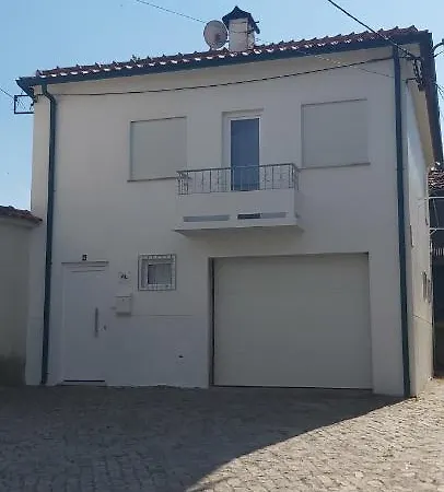 Aguieira بيت للعطل